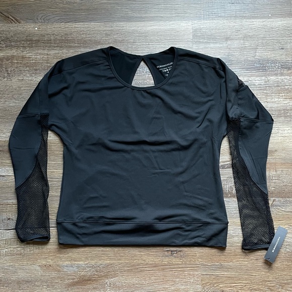 NWT BCBG Max Azria Performance Long Sleeve Mesh Pullover Workout Top Keyhole - Picture 4 of 7